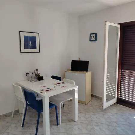 Balcony With A Sea View In Town Center Apartment